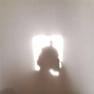 欧美18Vⅰdeos初次摘花
